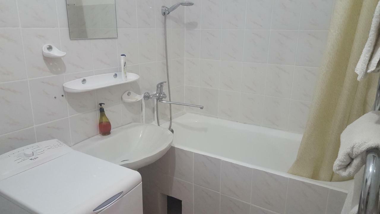 Apartment On Bukovinska Рівне Екстер'єр фото